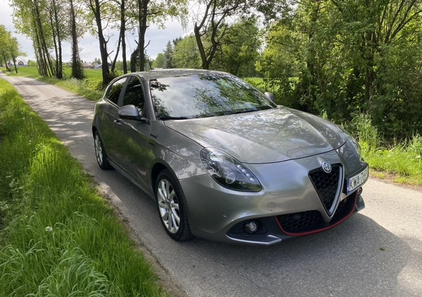 Alfa Romeo Giulietta cena 52200 przebieg: 124500, rok produkcji 2016 z Skawina małe 254